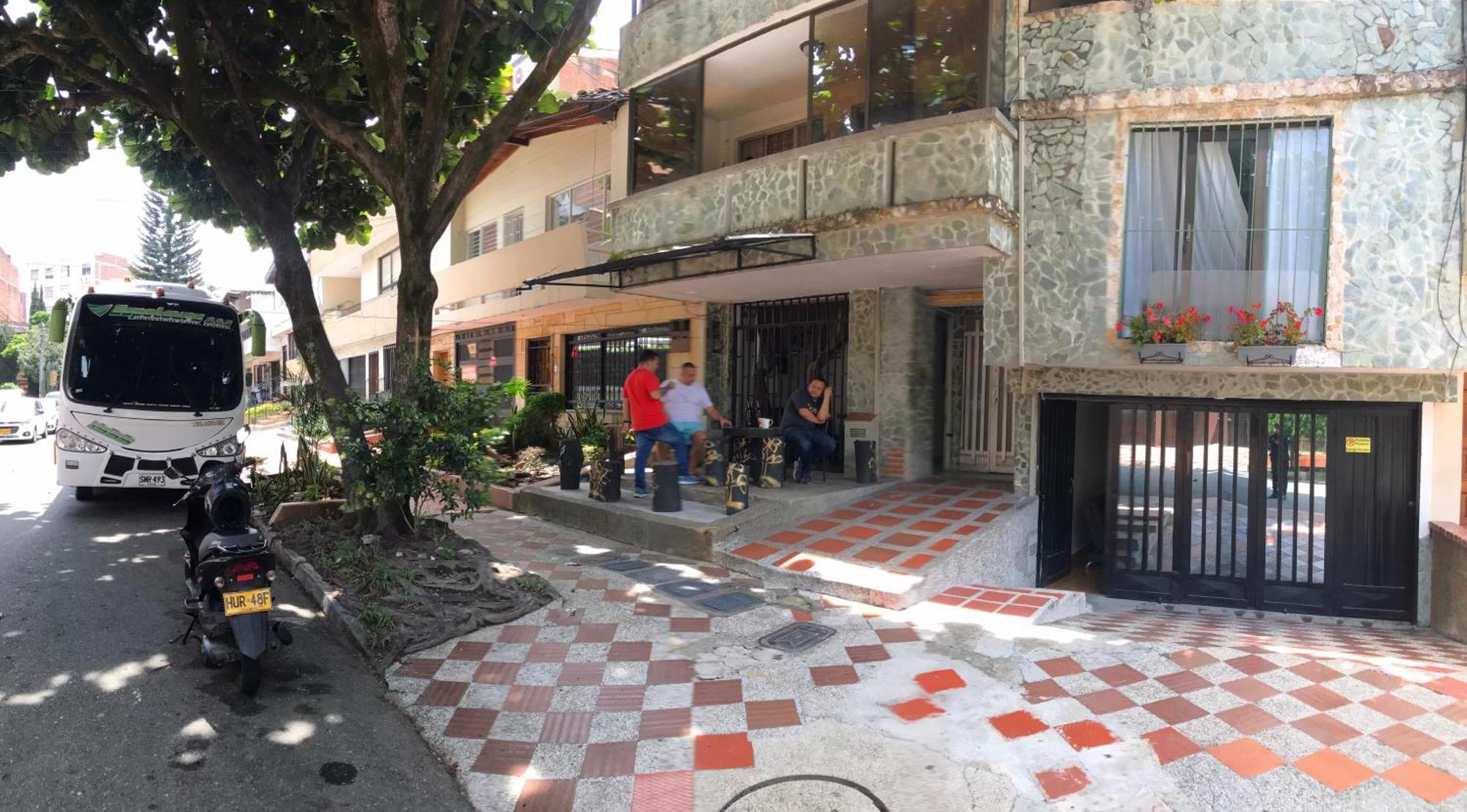 Guest house El Almendro Medellin